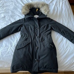 Canada Goose Rossclair Parka - in perfect condition